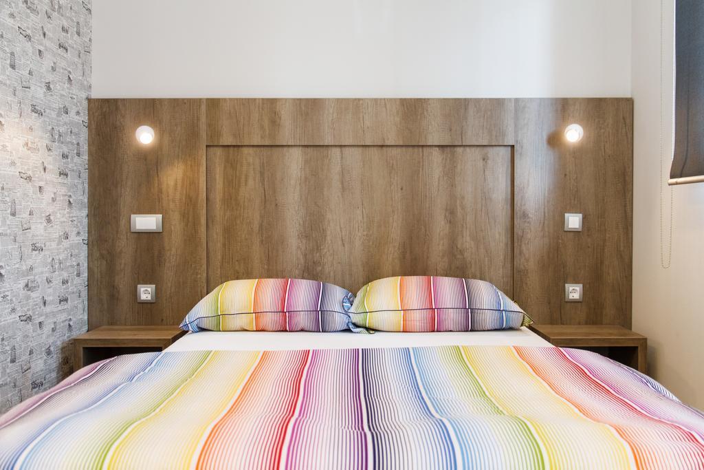 Apartment Barcelona Beograd Ruang foto
